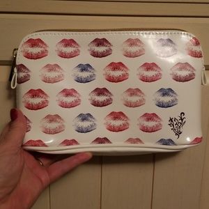 Makeup bag